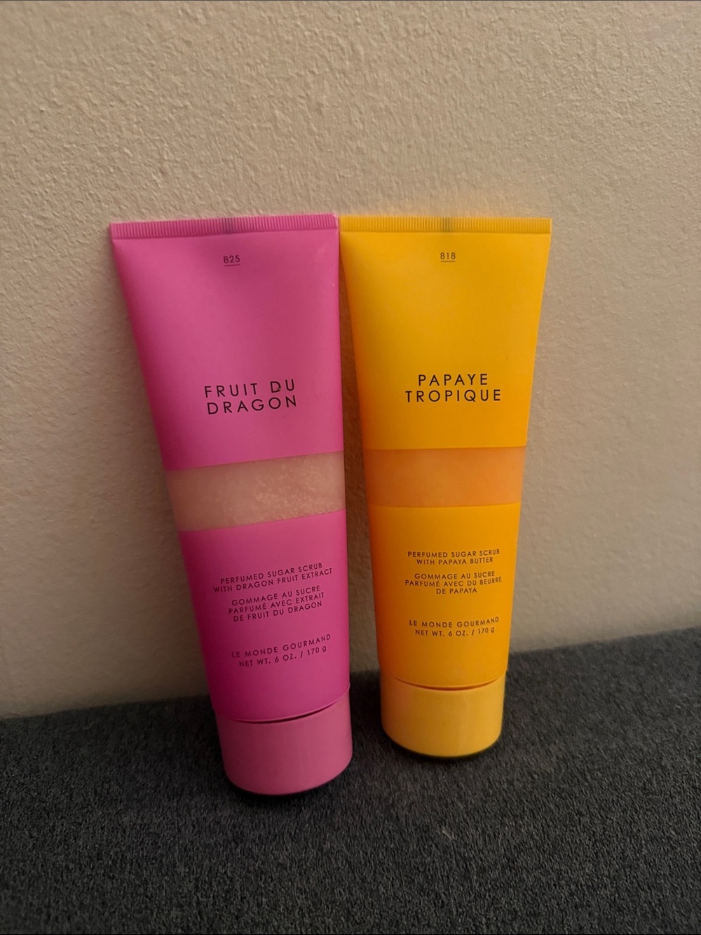 Fruit Du Dragon & Papaye Tropique Perfumed Sugar Scrubs - Pink & Yellow